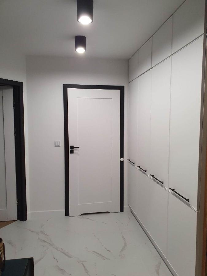 Apartament 3 Pokojowy Lub Pokoj W Mieszkaniu W Nowym Bloku وارسو المظهر الخارجي الصورة