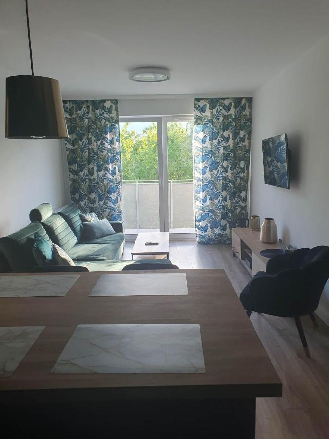 Apartament 3 Pokojowy Lub Pokoj W Mieszkaniu W Nowym Bloku وارسو المظهر الخارجي الصورة