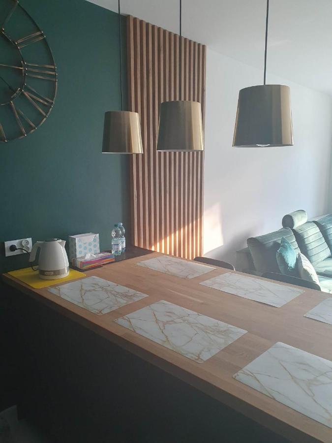 Apartament 3 Pokojowy Lub Pokoj W Mieszkaniu W Nowym Bloku وارسو المظهر الخارجي الصورة