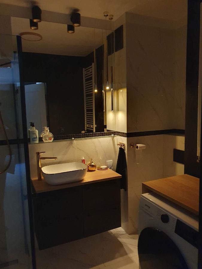 Apartament 3 Pokojowy Lub Pokoj W Mieszkaniu W Nowym Bloku وارسو المظهر الخارجي الصورة