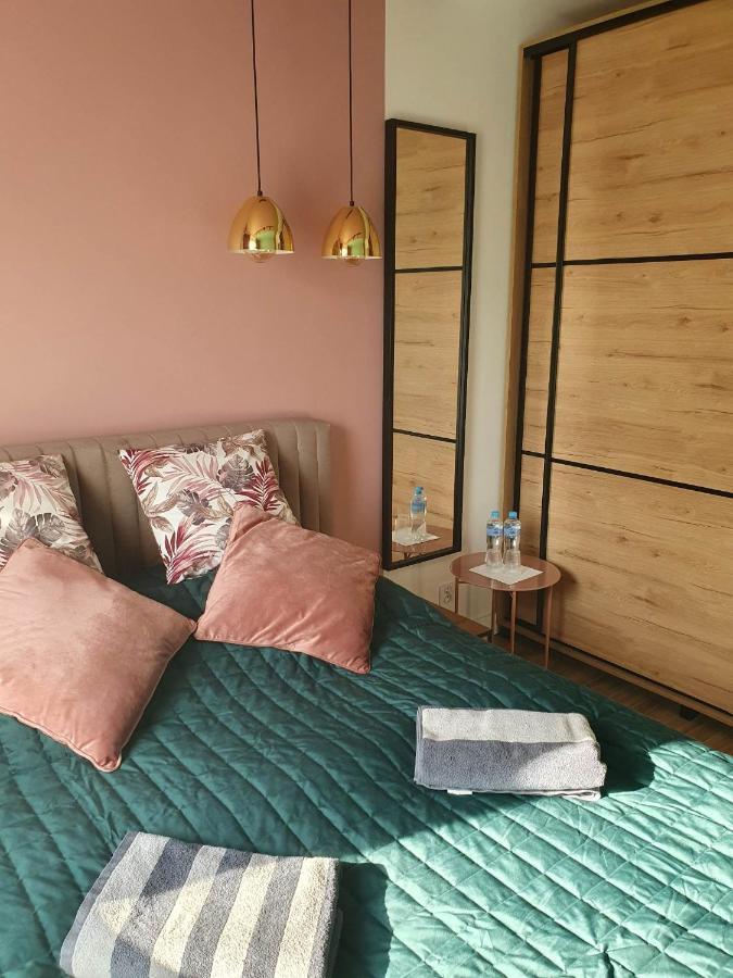 Apartament 3 Pokojowy Lub Pokoj W Mieszkaniu W Nowym Bloku وارسو المظهر الخارجي الصورة